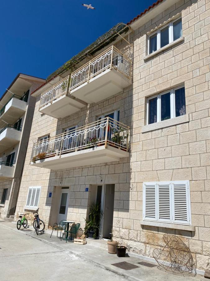 Villa Leo Beach Studio Podgora Bagian luar foto